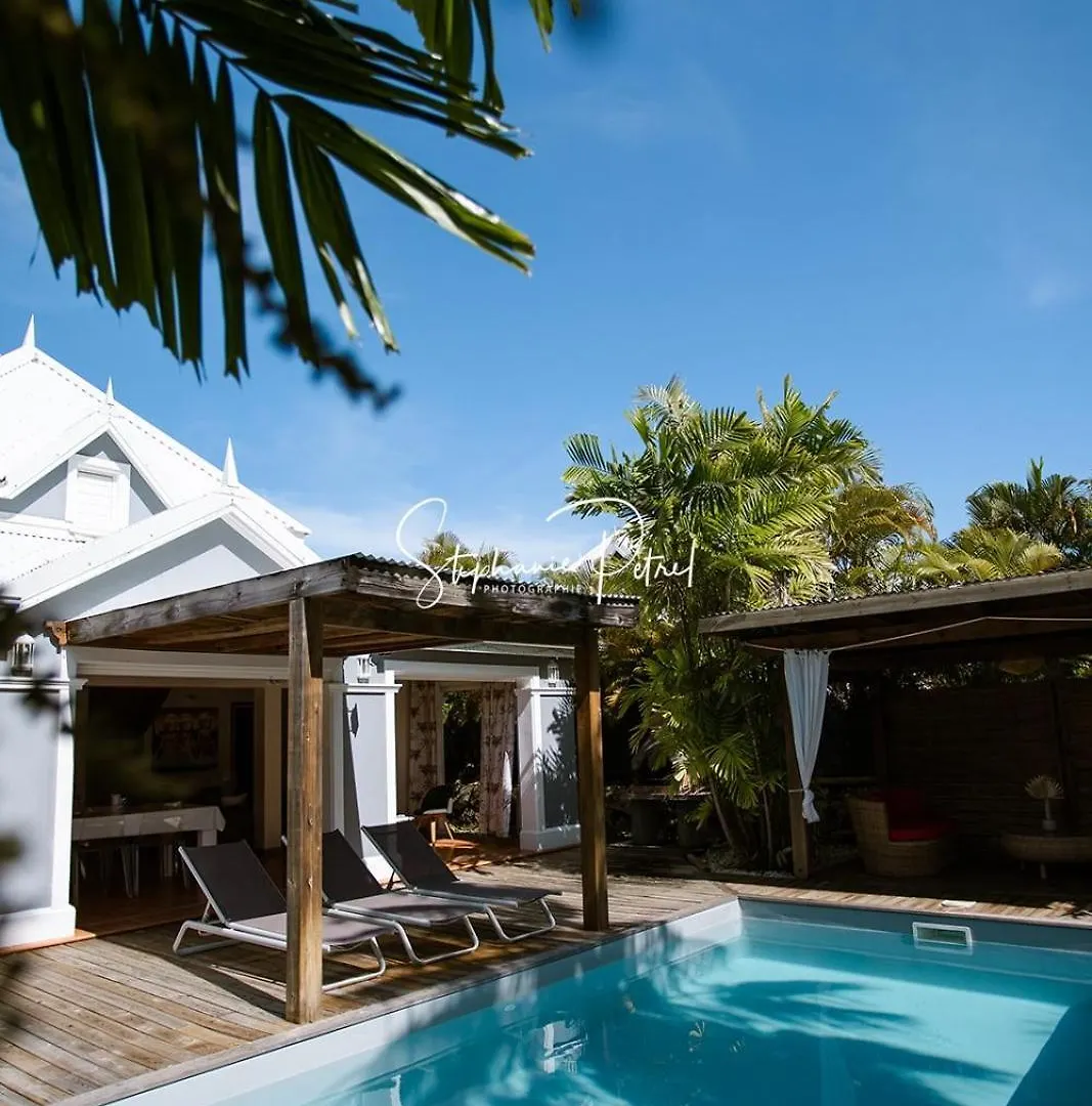 Villa Douceur Indigo Pour 6, Avec Piscine Et Citerne A Eau Saint-Francois